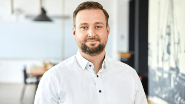 ueber uns_portrait max goerner_558x314_komprimiert