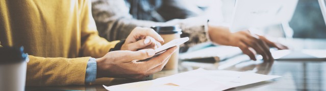 devices_2_1920x540