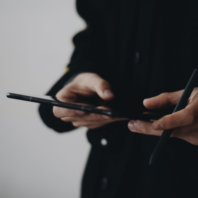 devices_21_1900x1900
