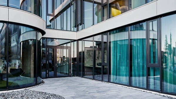 899x506_headquarter_career_5