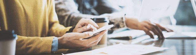 Devices_36_1920x540